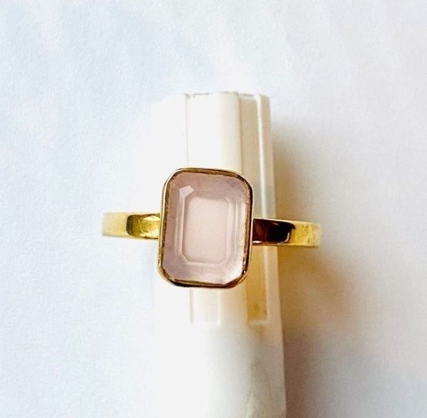 Anelli: Ring rosa Chalcedon eckig 925 Silber Baguette classy gold 52 – Nuovo (secondo la descrizione) da Zürich venduto da goldfisch.schmuck