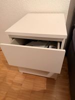 IKEA Nachttisch weiss mit Schublade