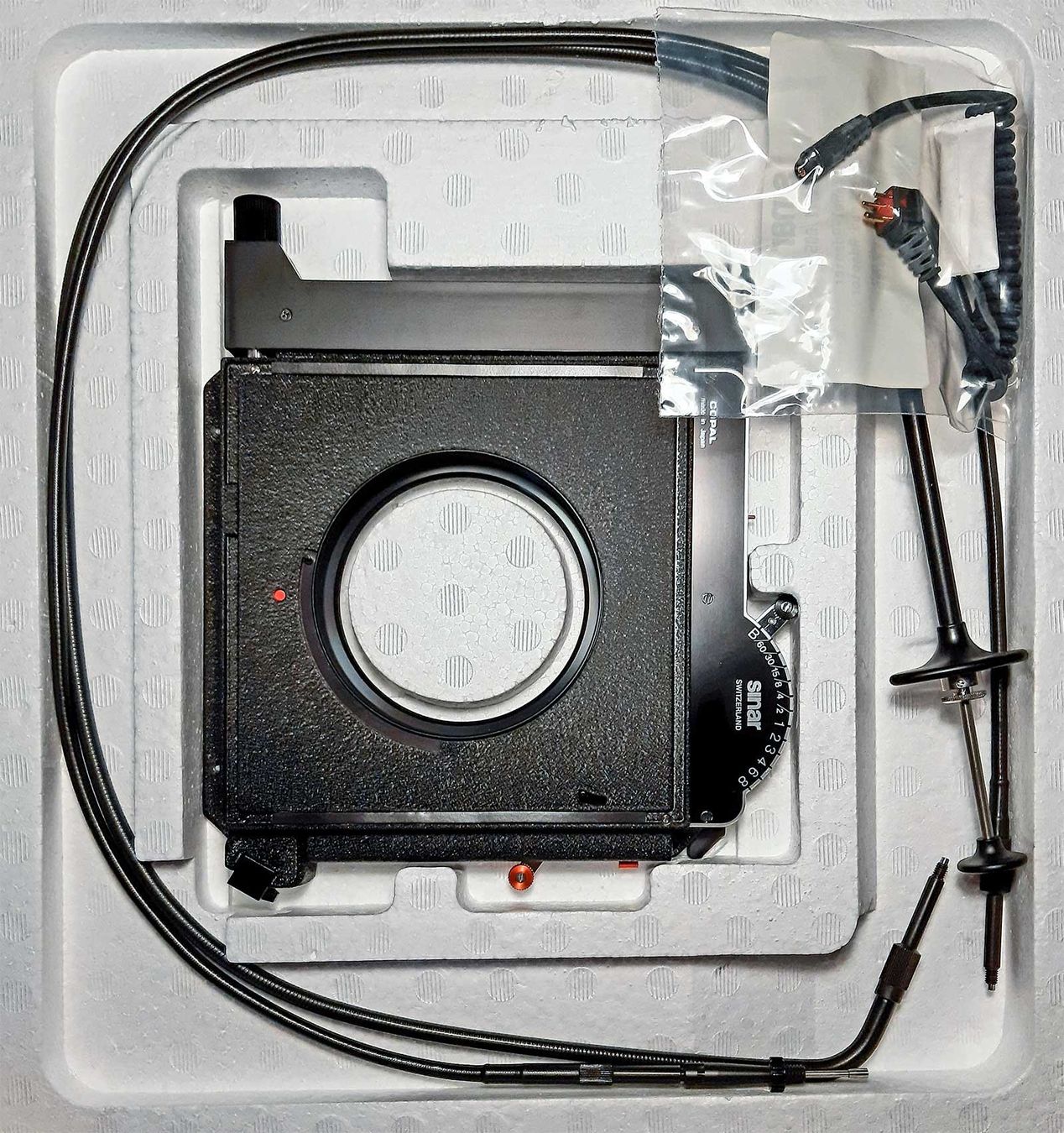 Sinar Kamera: SINAR P 4x5 large format view camera – Gebraucht aus Colombier NE von  9