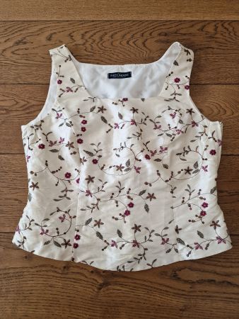 Top bestickt Grösse 38 wie neu