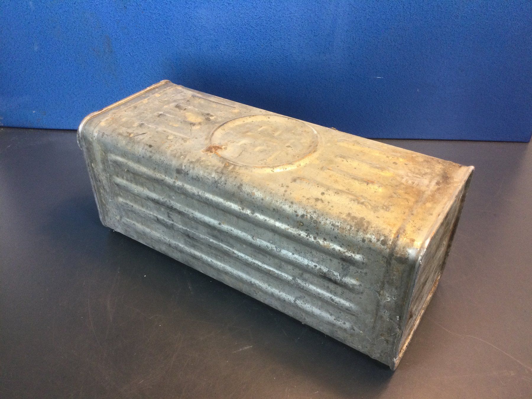 Werkzeuge: Alter Vintage BP Benzin oder Petrol Blechkanister – Gebraucht aus Wangen SZ von kuriosum12 6
