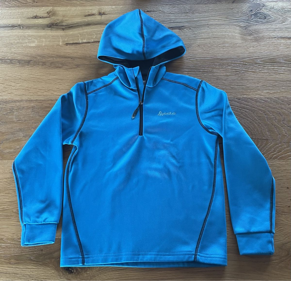 Odlo Pullover & Sweatshirts: Pullover – Gebraucht aus Grabs von MAIRE78