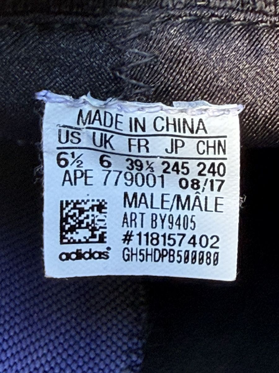 Adidas Chaussures hommes: NMD Adidas Goretex Gr. 39.5 – D'occasion à Zürich par chi_9dfb 6