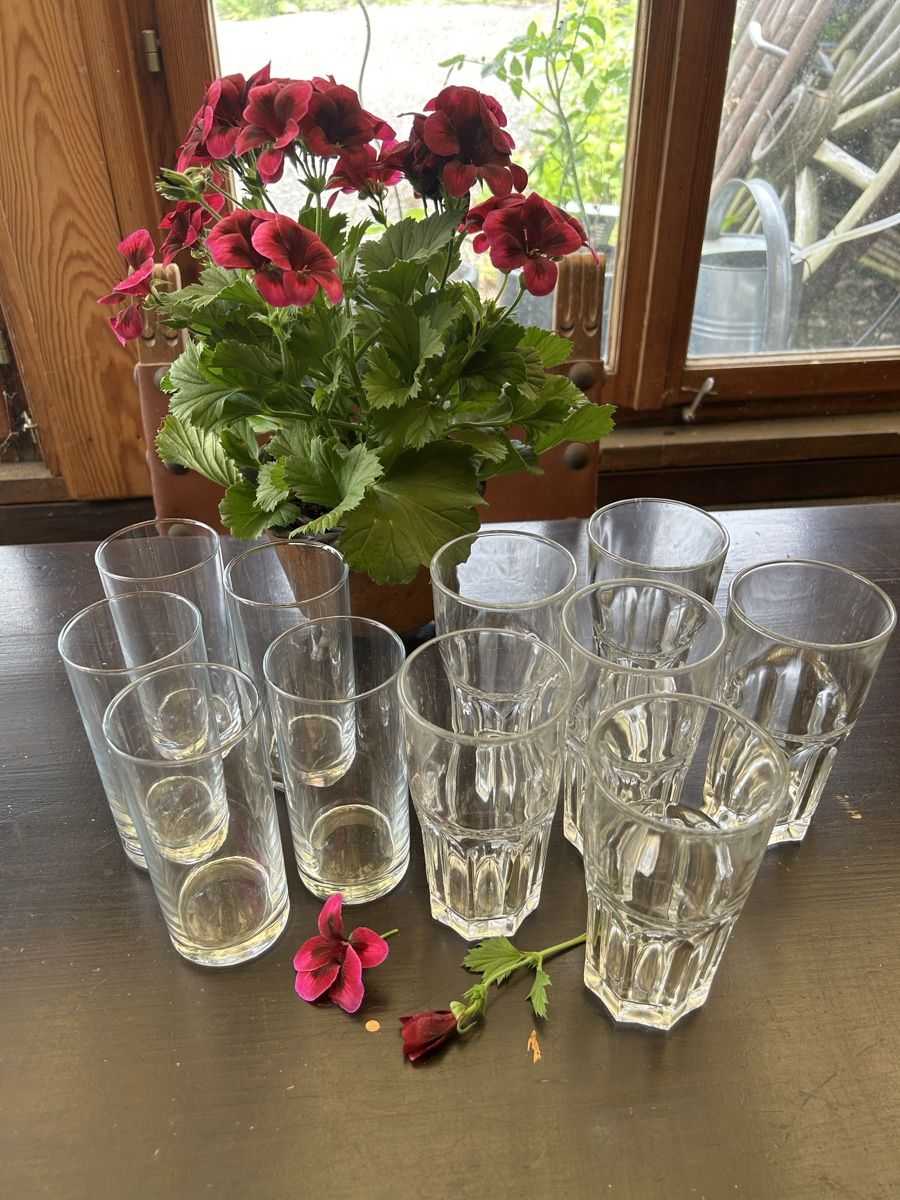 Geschirrsets: Gläser Set – Gebraucht aus Melchnau von Indigoshop