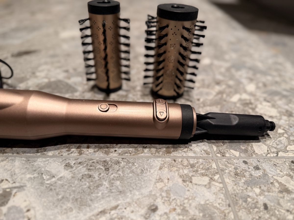 Altro per la casa: fer à lisser + Babyliss Brosse Rotative – Usato da Lausanne venduto da mar_2lwm 3