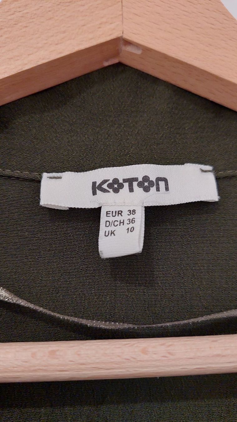 Vestiti: Damenbekleidung  CH Gr. 36 – Usato da Uetikon am See venduto da sahra777 4