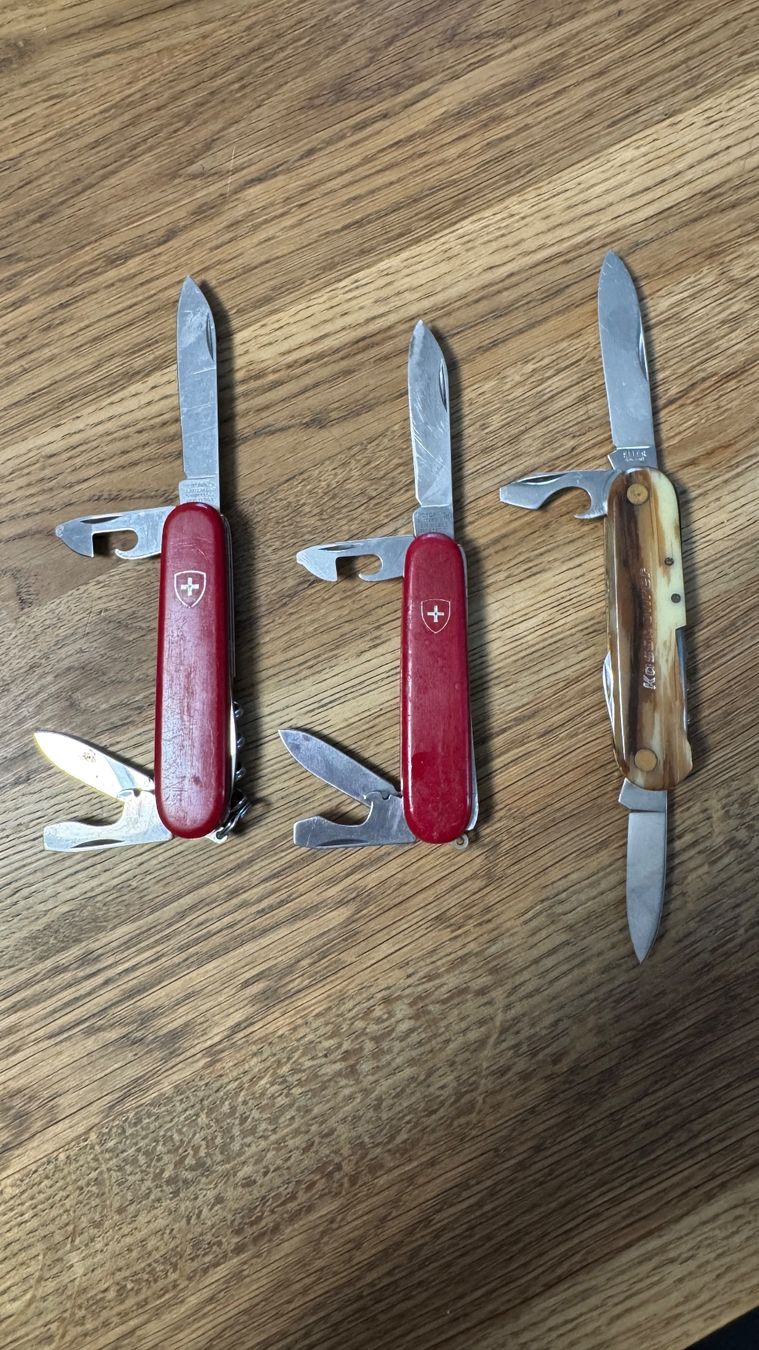 Victorinox Couteaux de poche: Victorinox Sackmesser gebraucht alt – D'occasion à Burgdorf par Catbagger64