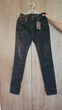 Damen Jeans ETRO schwarz Blumenmuster Grösse 28 neu