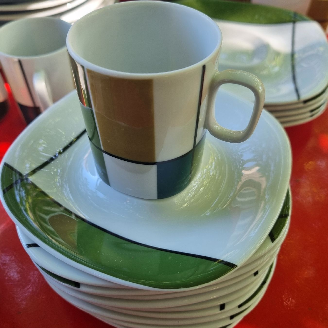 Set di piatti: Langenthal Transition, 1974  108 Teile – Usato da Niederbipp venduto da Hst3 4