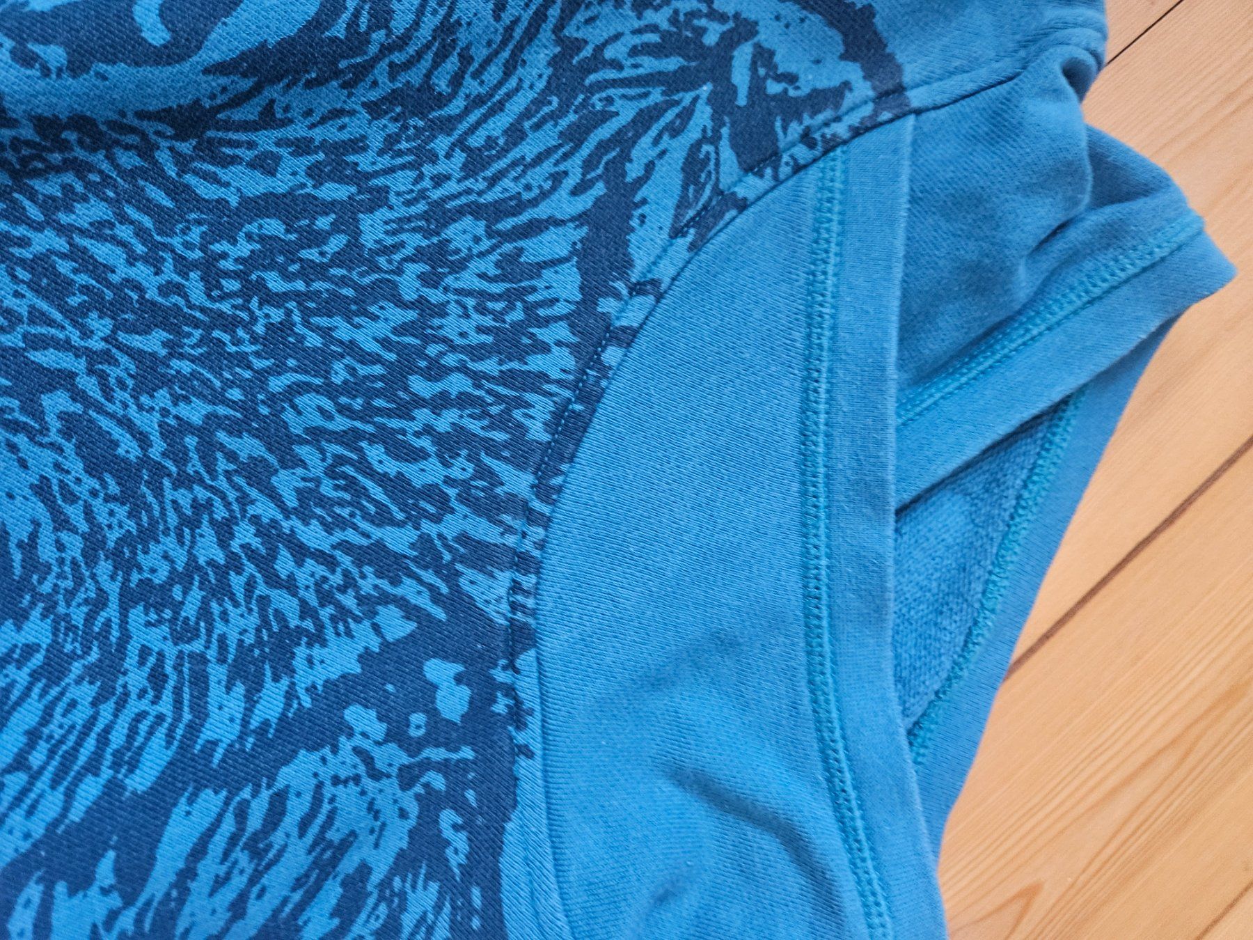 Jako-O Pullover & Sweatshirts: Toller Jako-o Wolfspulli 140 – Gebraucht aus Rifferswil von fle_5nqr 1