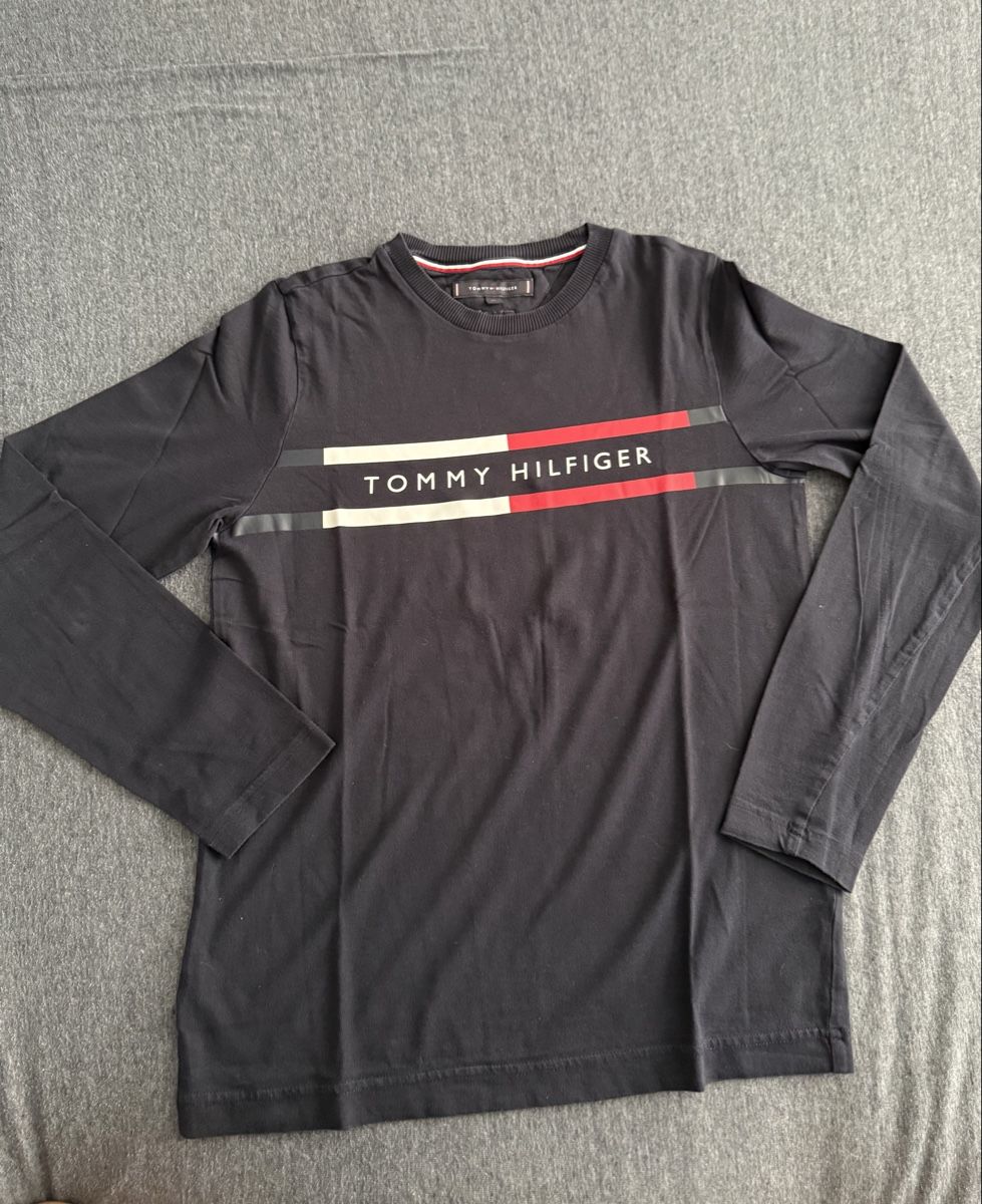 Tommy Hilfiger Camicie, T-shirt & Polo: Thommy Hilfiger Langarmshirt – Usato da Hochdorf venduto da Fabio.Aurilio