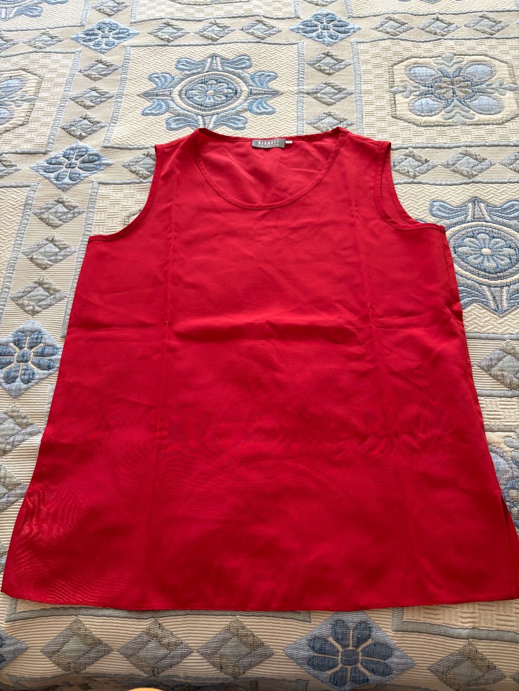 Kleiderpakete: Dame-kurze- Hose und T- Shirt – Gebraucht aus Zürich von luc_2t2q 6
