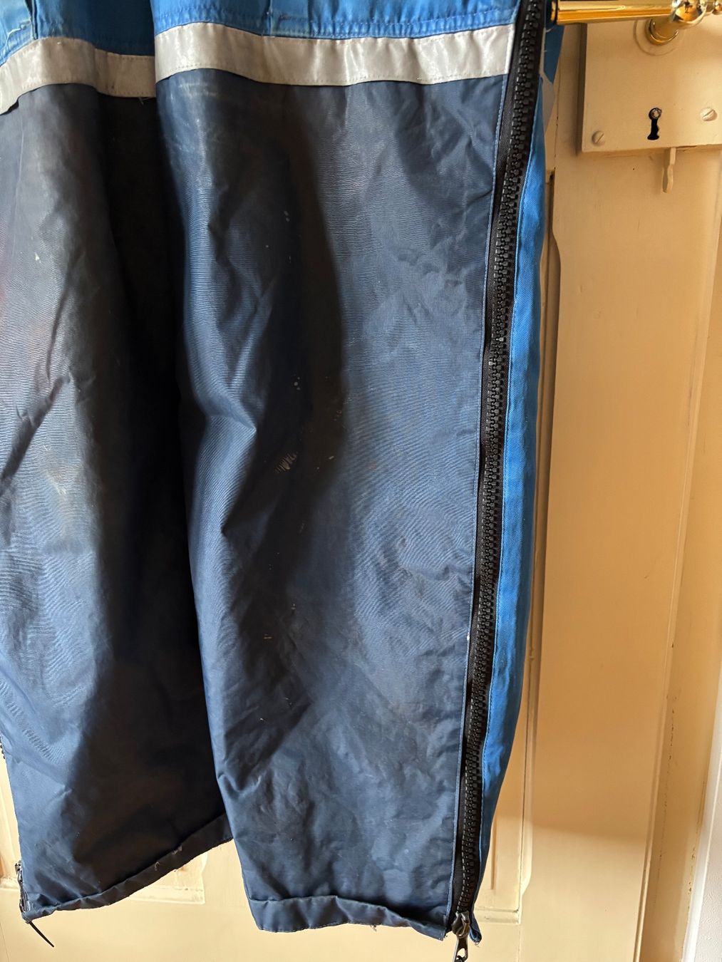 Hosen: Arbeiter Overall Thermo Gr. L blau – Gebraucht aus Lyss von PlaneSpotter 2