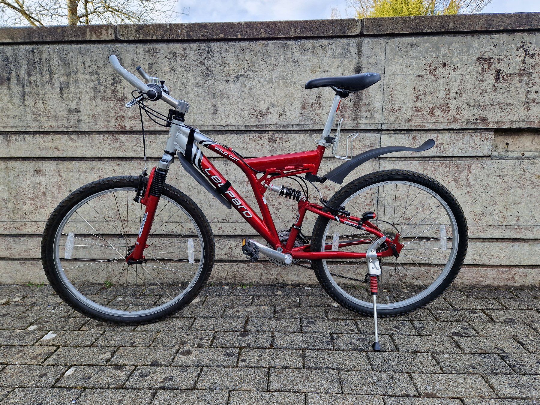 Leopard Biciclette: Leopard Mountainbike vollgefedert – Usato da Winterthur venduto da gatmor