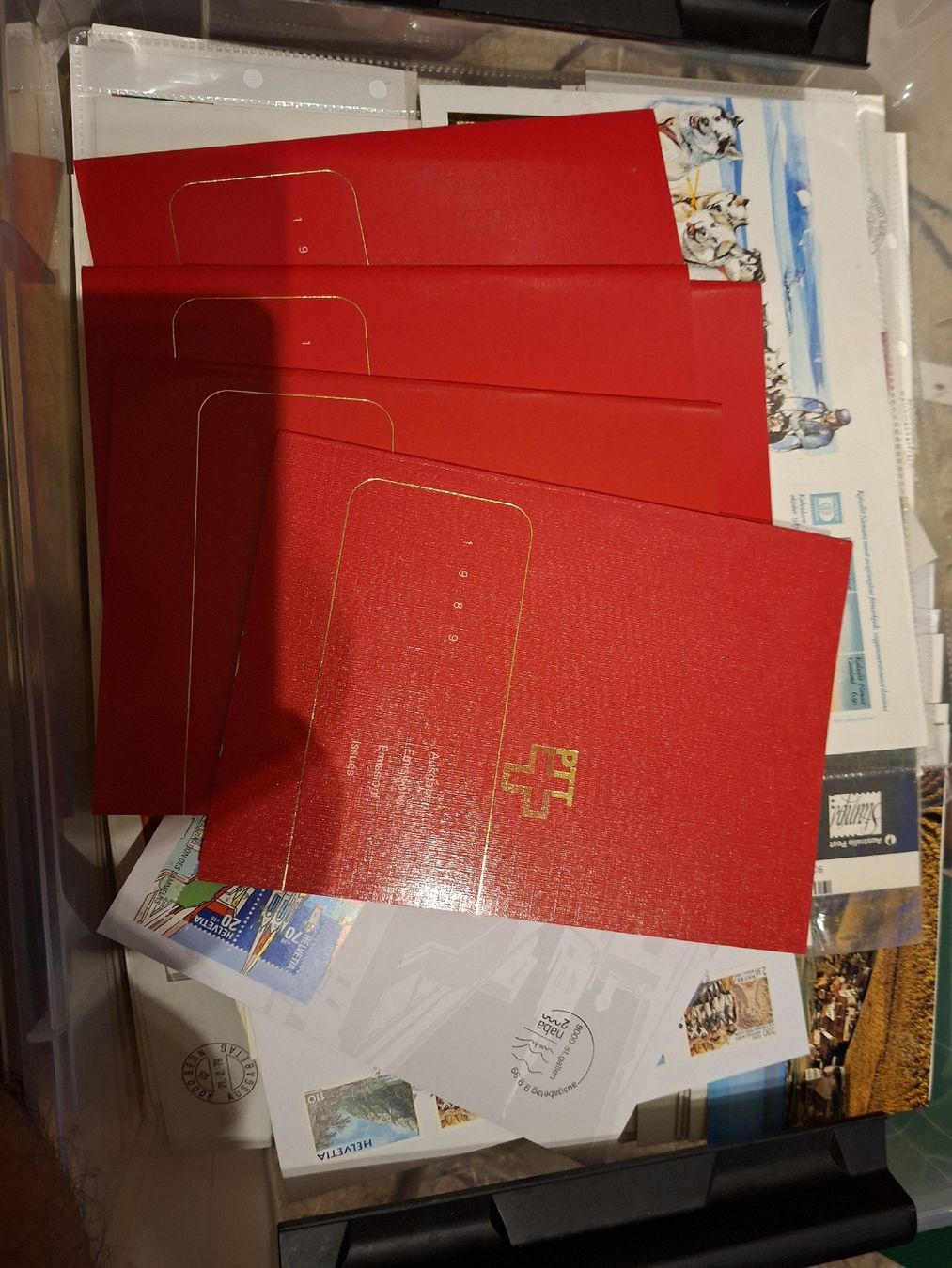Tutti i francobolli: 8Kg Fdc / Briefe Fundgrube – Usato da Balgach venduto da SIMEON27 2