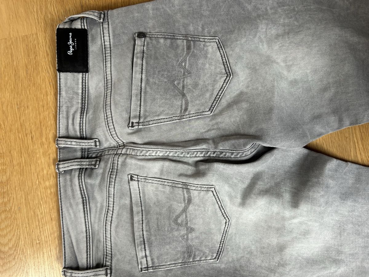Pepe Jeans Pantaloni: Pantalon Pepe Jeans - 24/28 – Usato da Daillens venduto da guisepa 5