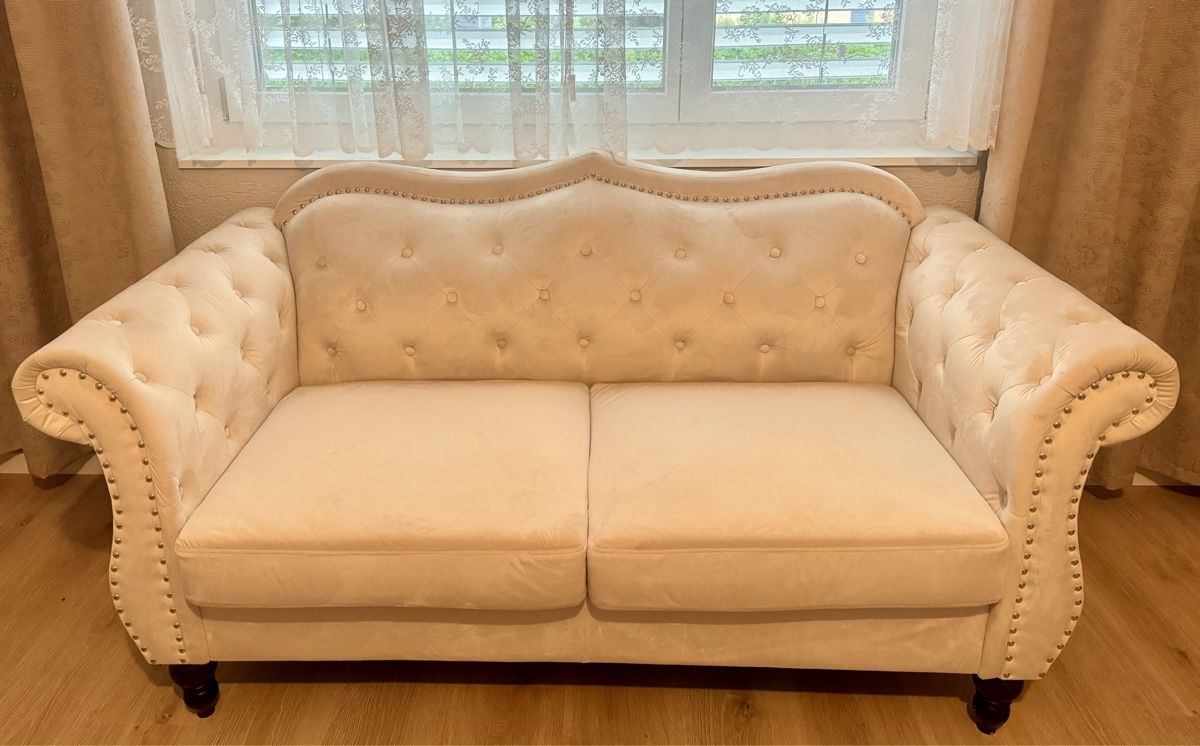 Beliani Divani: Beigefarbenes 2er-Sofa aus Samt von Beliani – Usato da Schliern b. Köniz venduto da mad_hsd9