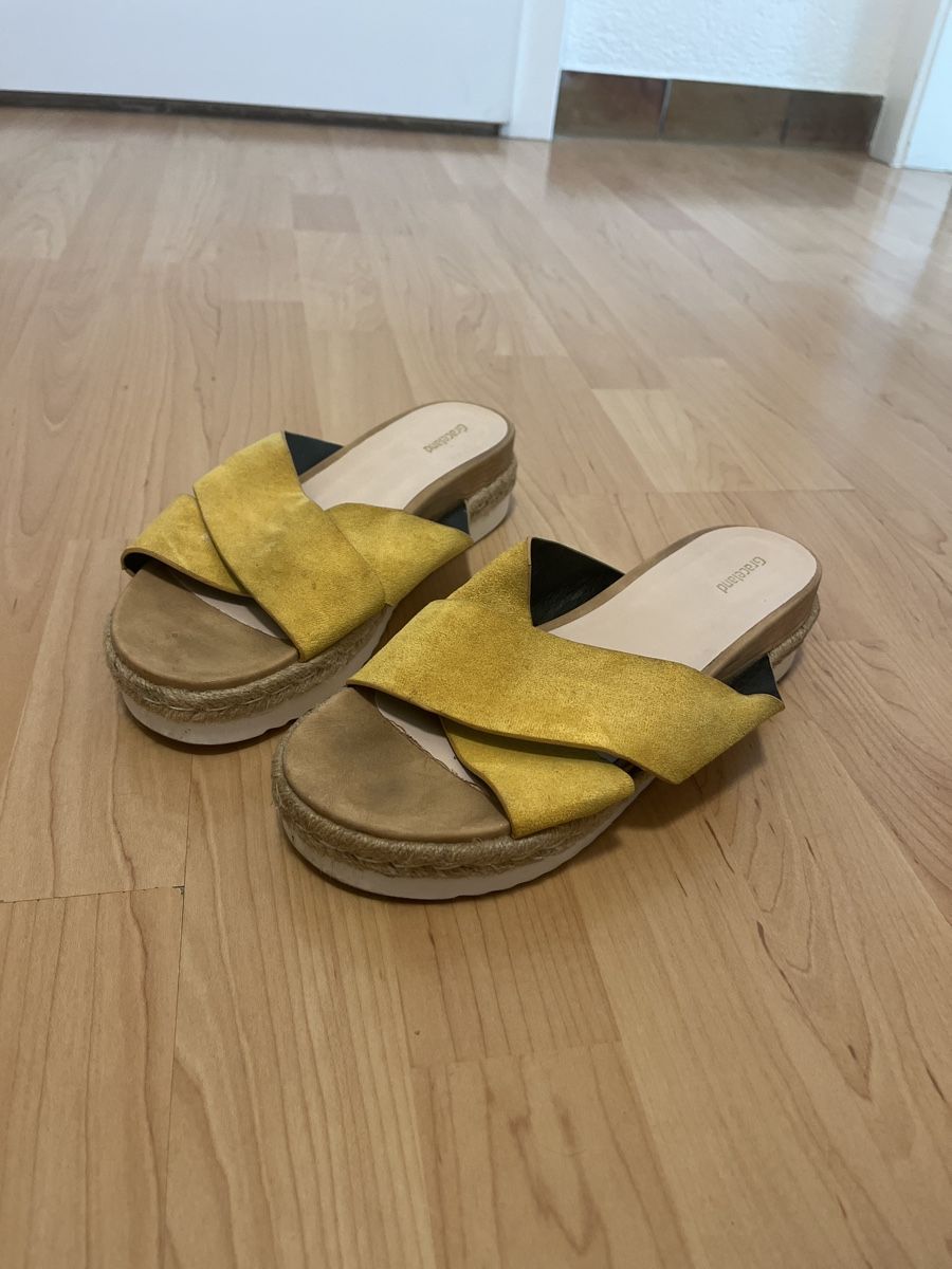 Damenschuhe: sommerliche Sandalen Gr. 40 – Neu (gemäss Beschreibung) aus Gebenstorf von Magnolia39