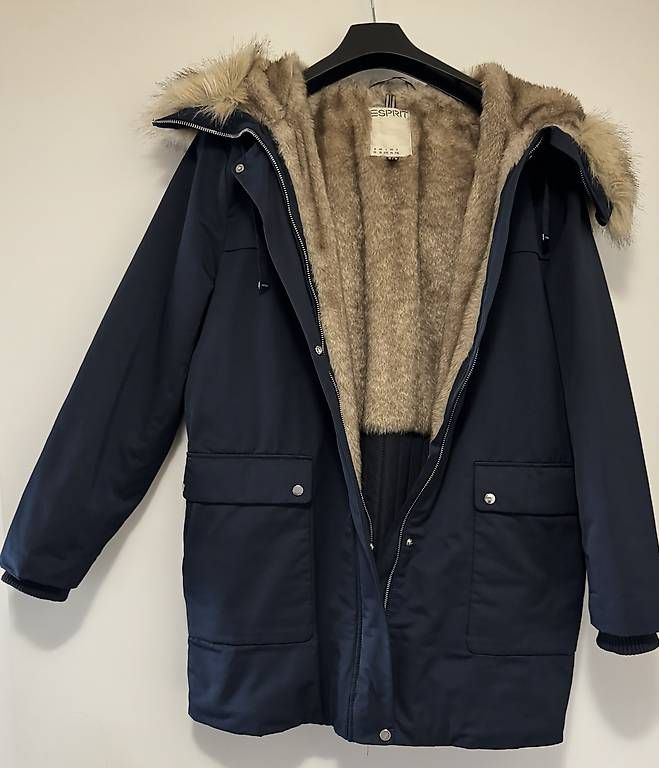 Jacken: Veste ESPRIT – Gebraucht aus Crissier von Capsulecats