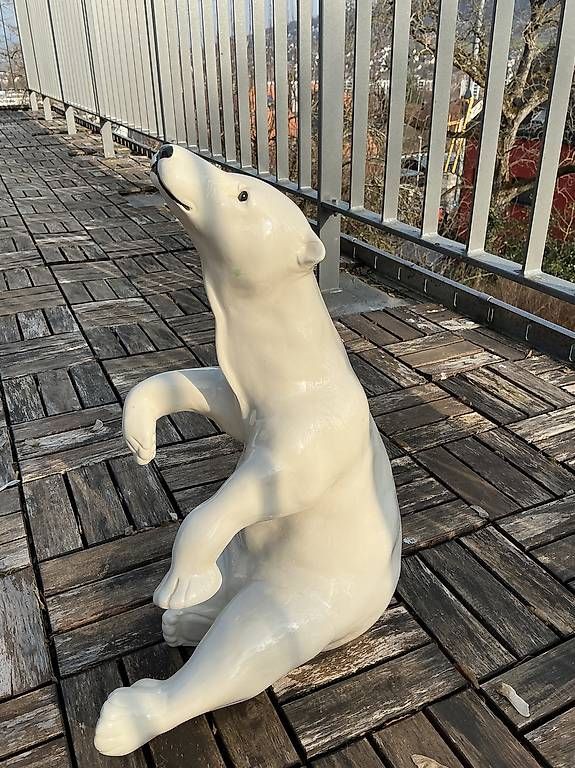 Skulpturen & Statuen: Eisbär – Gebraucht aus Liebefeld von Faktum 2