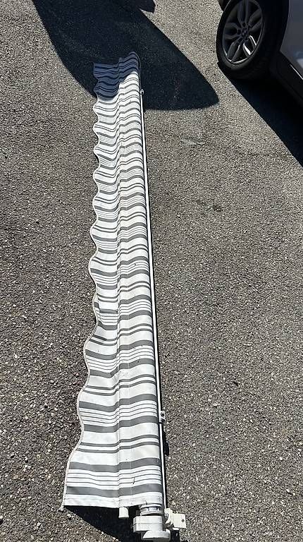 Tende da sole: Store banne – Usato da Chaumont venduto da seb_h7zp 2