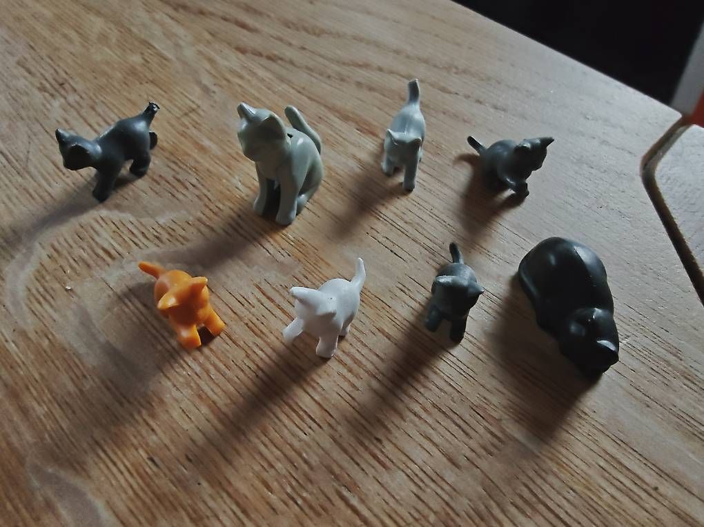 Giocattoli: Playmobil Hunde und Katzen – Usato da Russikon venduto da Mygae 1
