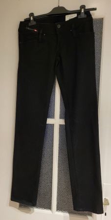 Schwarze Damenjeans Gr. 25, stylisch & bequem! DIESEL
