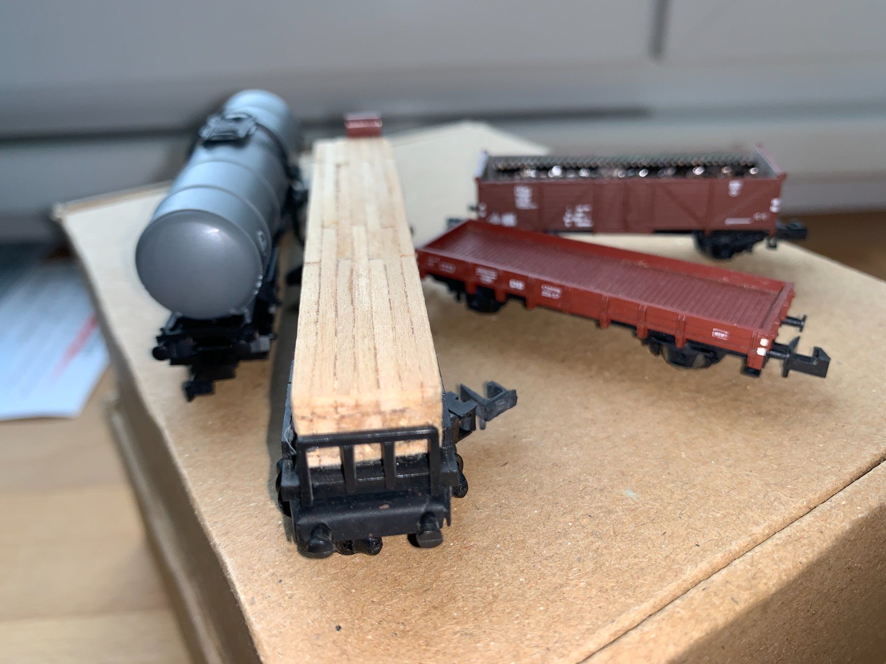 Modellini di ferrovie: 3 diverse Wagen – Nuovo (secondo la descrizione) da Belp venduto da capowiga 1