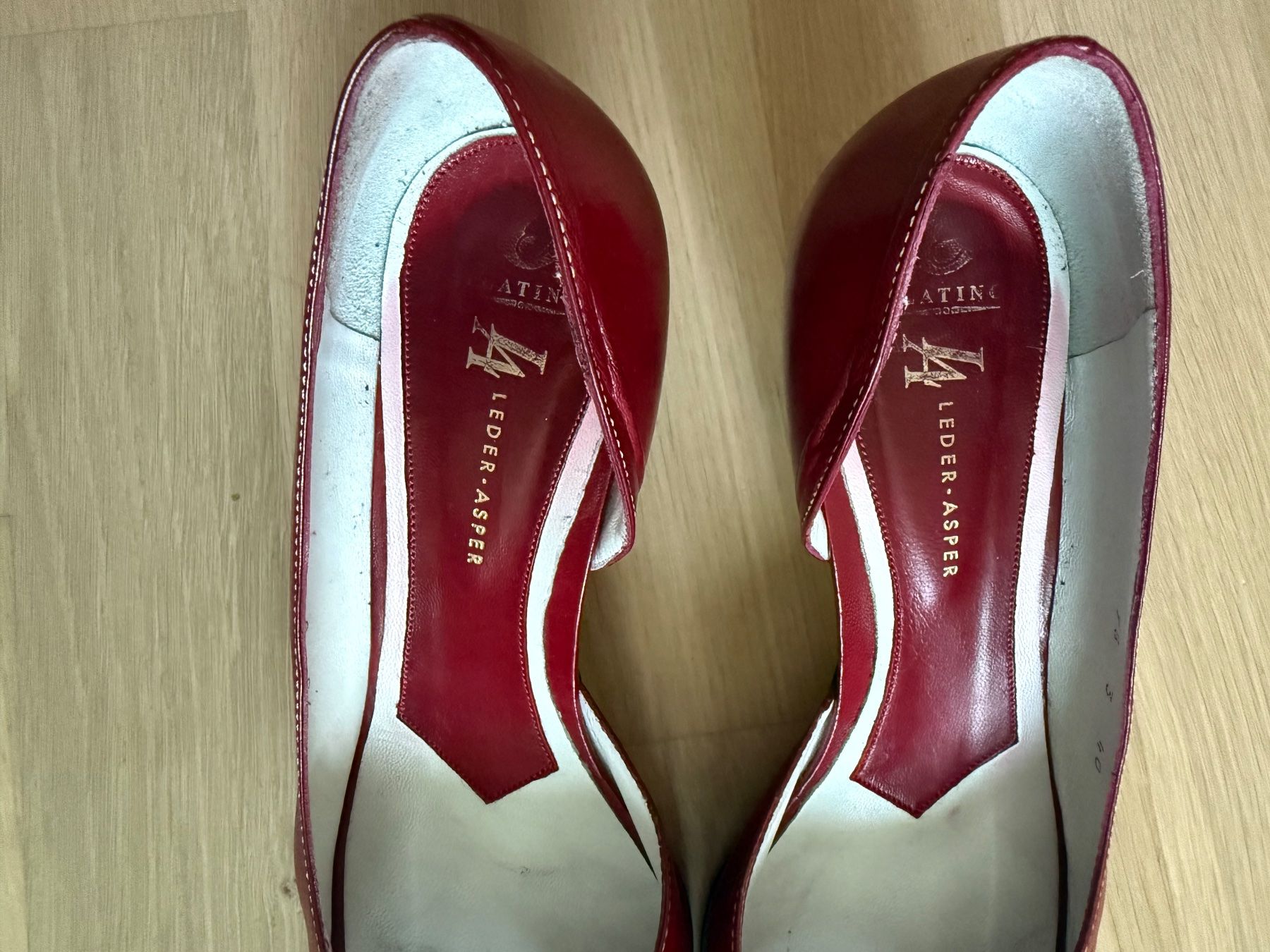 Damenschuhe: Pumps rot Leder Grösse 40 – Gebraucht aus Wiesendangen von iri_5pq6 2