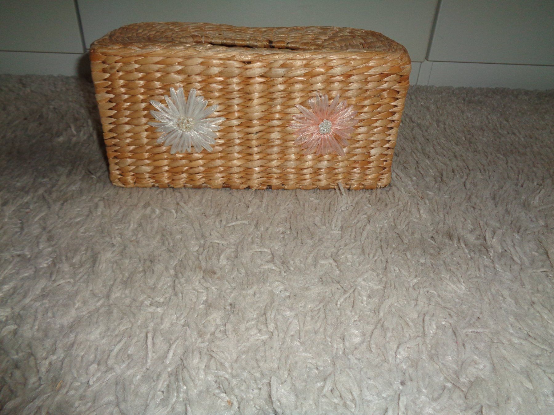 Alle Dekorationen: *** Kleenex Box *** / Rattan mit Blümchen – Gebraucht aus Othmarsingen von Leuchtturmlady 1