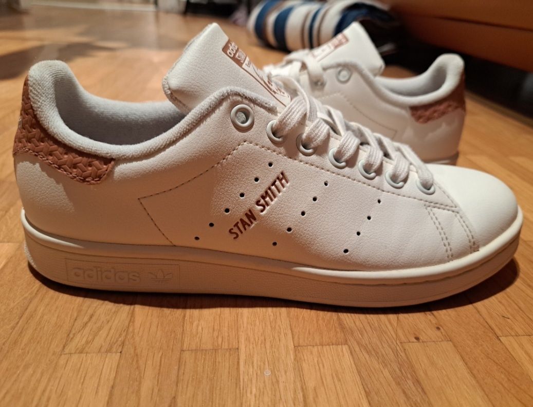 Adidas Scarpe da uomo: Baskets Adidas Stan Smith taille 38.5 – Nuovo (secondo la descrizione) da Fribourg venduto da frozzen-water 2