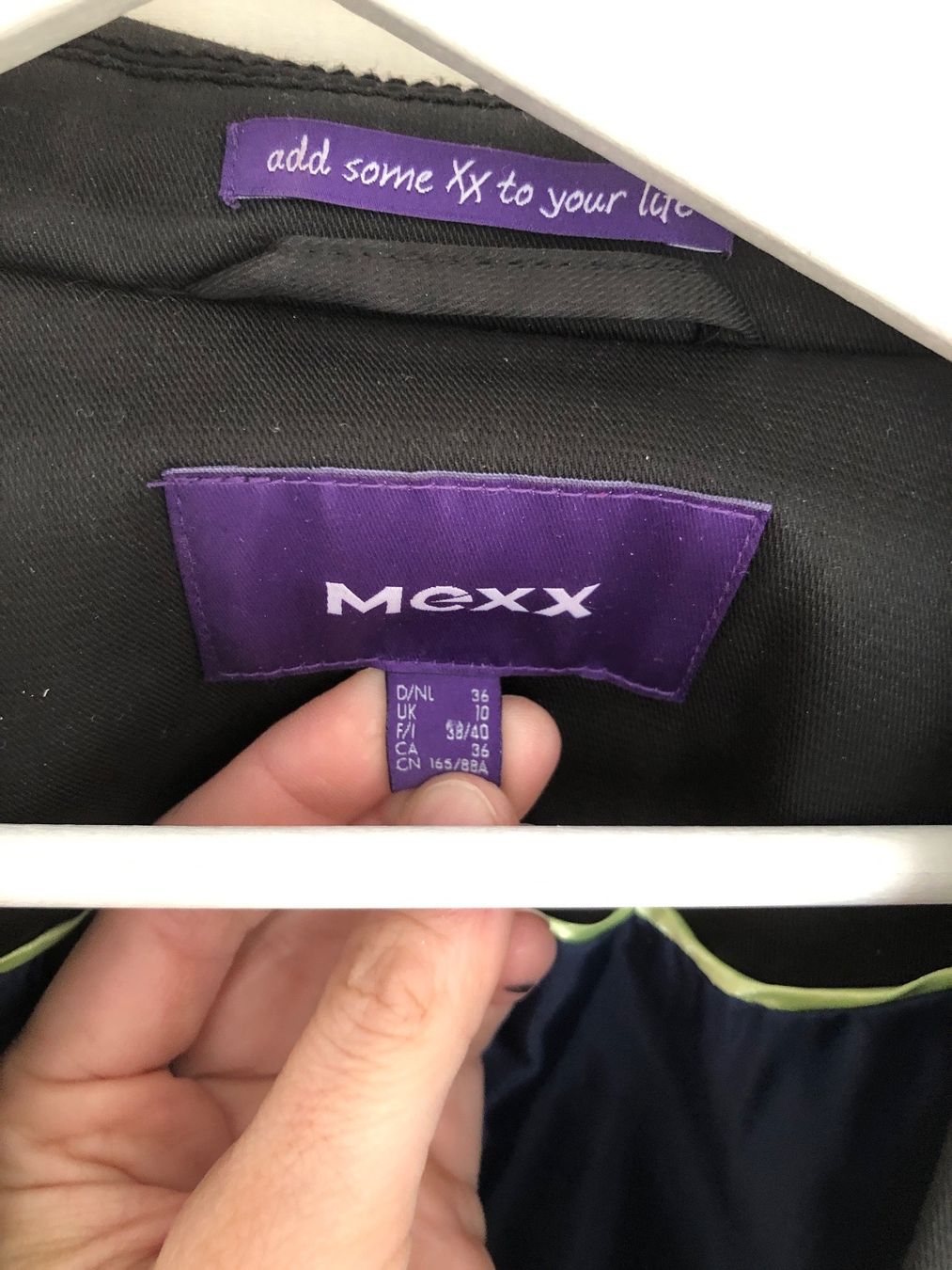 Mexx Jacken: Blazer cintré noir avec sequins Mexx taille 36 neuf – Neu und originalverpackt aus Coppet von Vanessamode 8