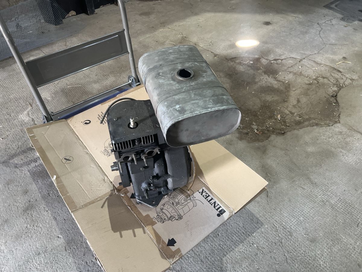 Trattori: MAG 1045 Motor  – Difettoso da Neuendorf venduto da H_Tech