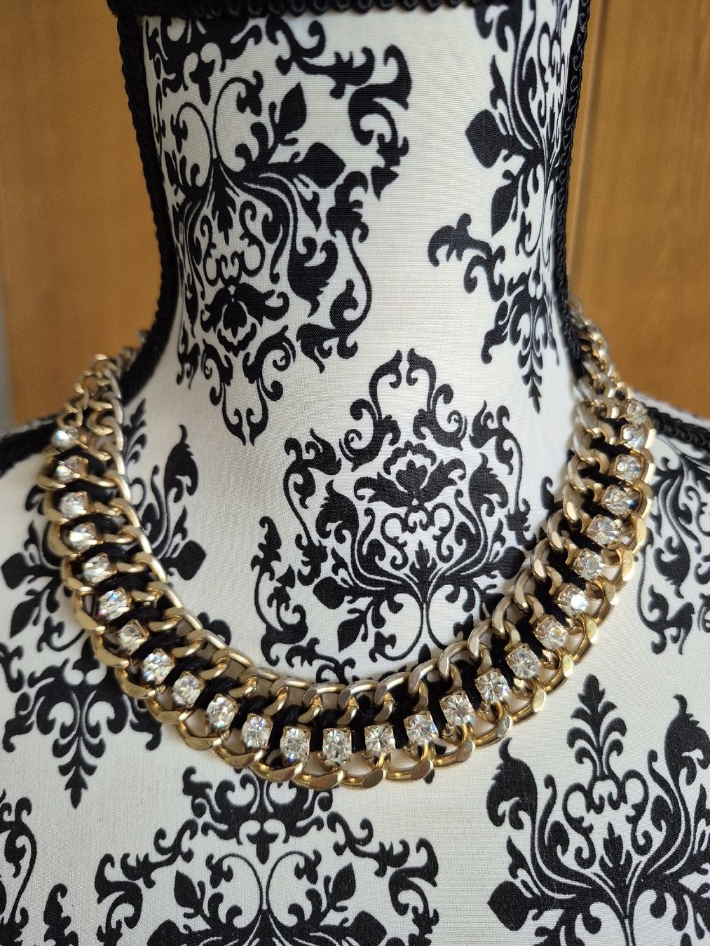 Ketten: Collier Kette Gold mit Steinen – Gebraucht aus Thun von Zuzi84