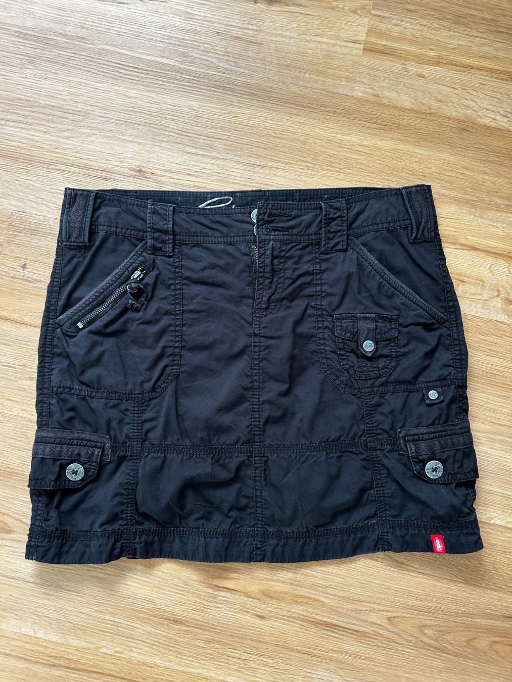 Esprit Gonne: Schwarzer edc by Esprit Minirock, Grösse 38, – Usato da Romanshorn venduto da aucksee1303
