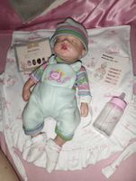 Reborn Baby Puppe, lebensecht, mit Zertifikat & Zubehör