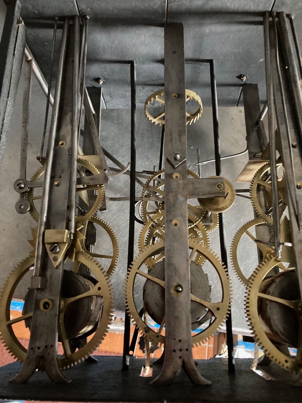 Orologi da terra & Orologi da parete: 4 Glocken Burgunderuhr – Usato da St-Légier-Chiésaz venduto da Antichorloge 2