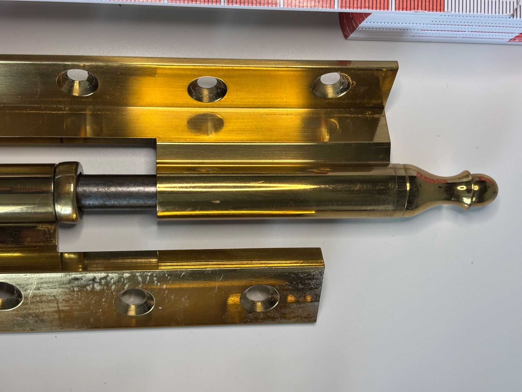 Quincaillerie: Scharniere, Messing – D'occasion à Niederurnen par Guste 2