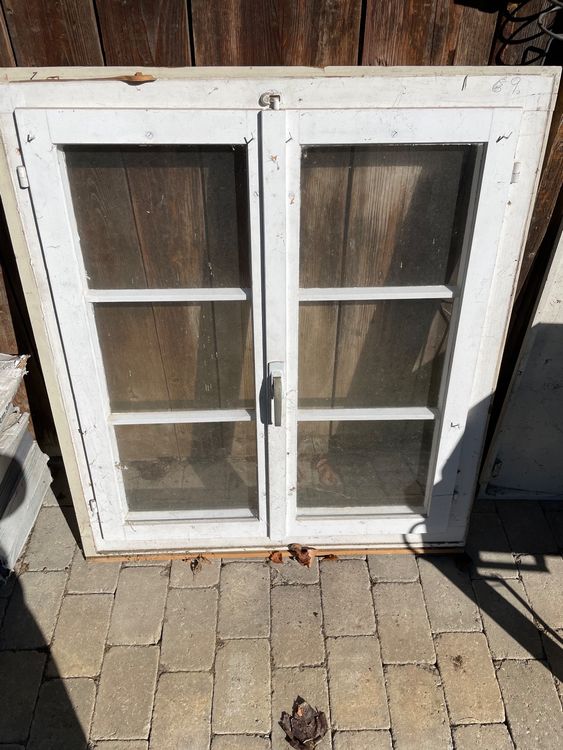 Altes Fenster mit Rahmen Kaufen auf Ricardo
