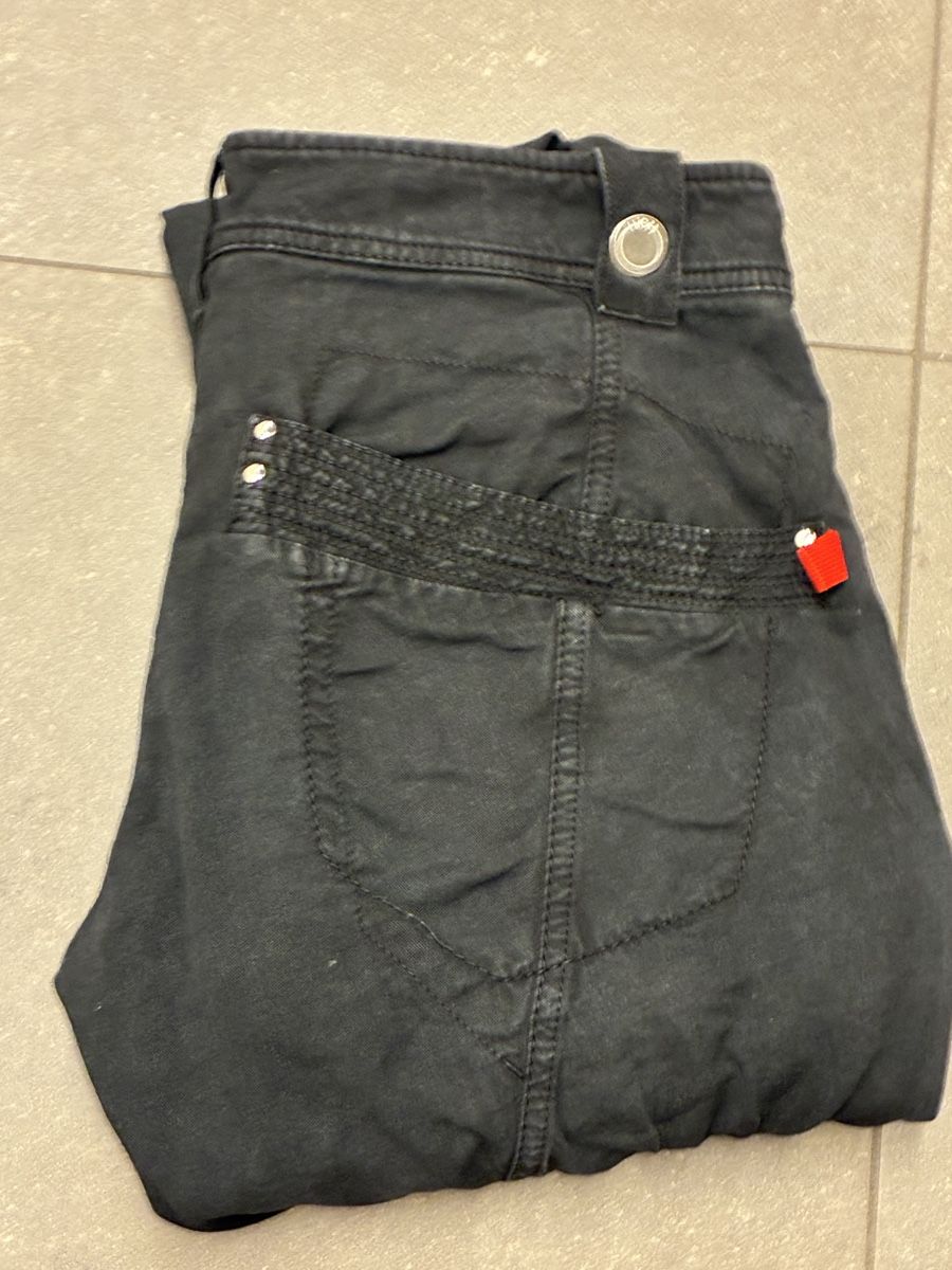 High Pantaloni: HIGH USE Hose schwarz in Gr. 36  – Usato da Niederglatt ZH venduto da karinso 7