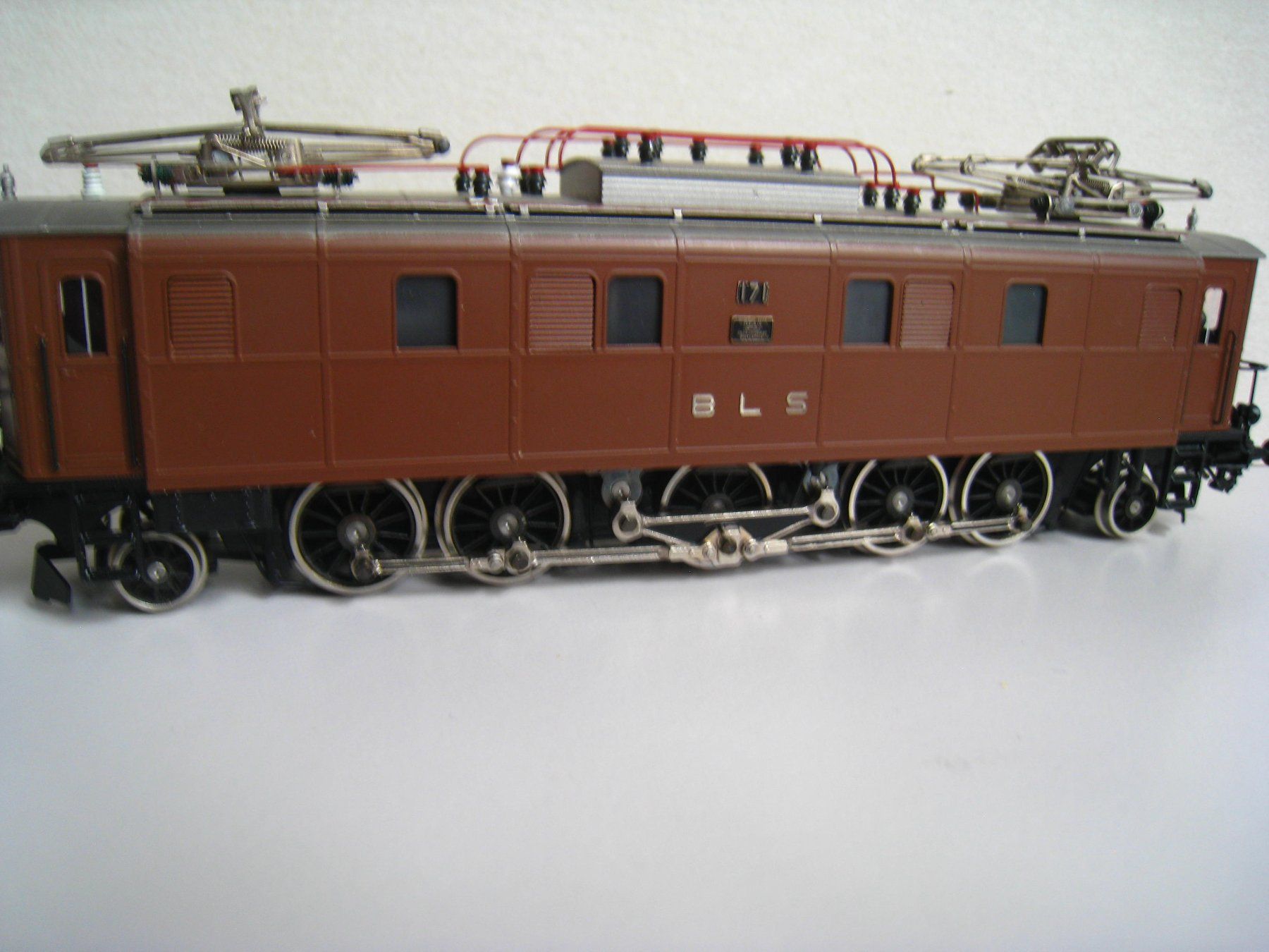 Metropolitan Modellini di ferrovie: Metrop,  Ae 5/7 171 BLS braun moderne Version,  694 – Usato da Buchs ZH venduto da swiss-train 1