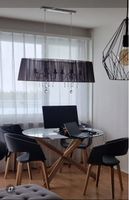 Elegante Kronleuchter-Hängelampe mit schwarzem Stoffschirm