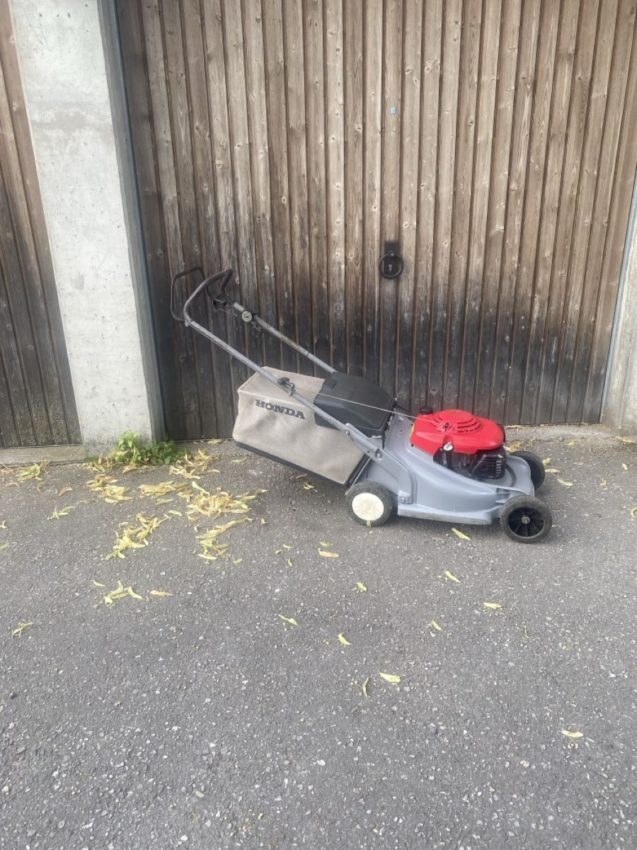 Tondeuses à gazon: Hond GXV 140 Rasenmäher – D'occasion à Schüpbach par Peugeot2007 3