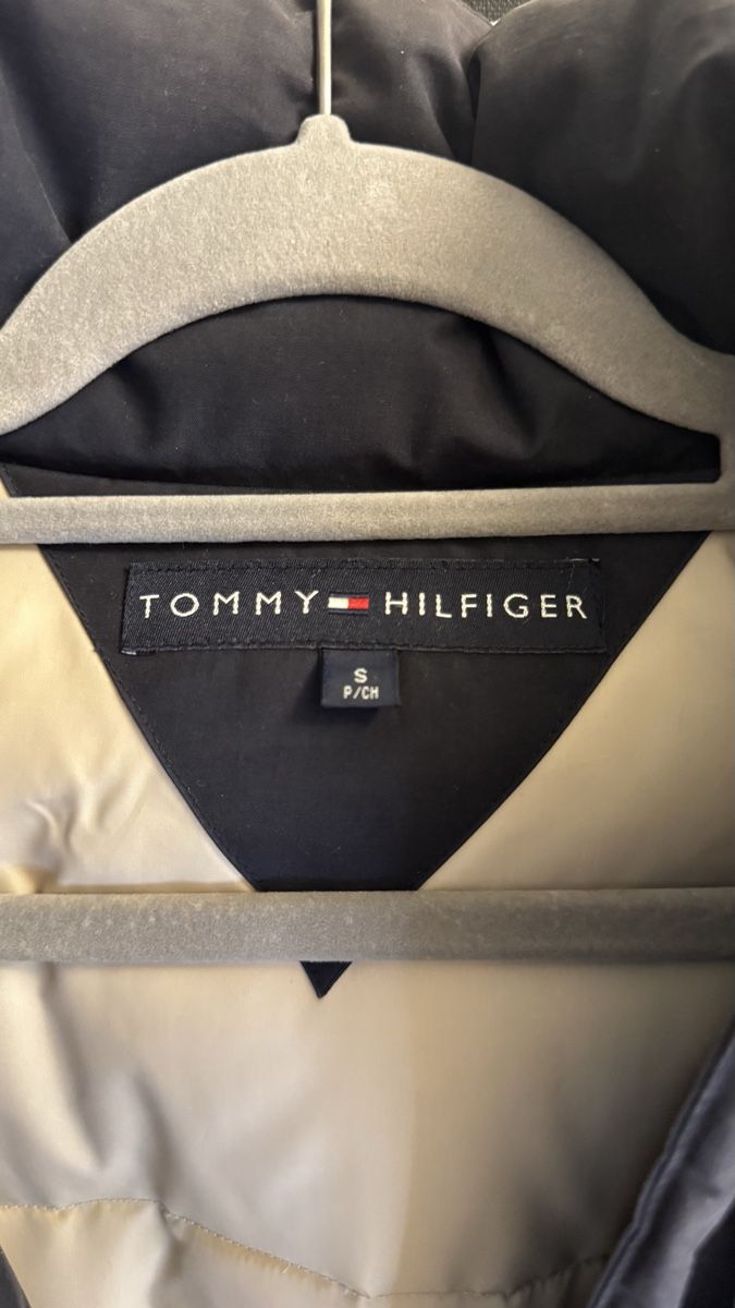 Tommy Hilfiger Vestes: Tommy Hilfiger Winterjacke – D'occasion à Zürich par dieleo 1
