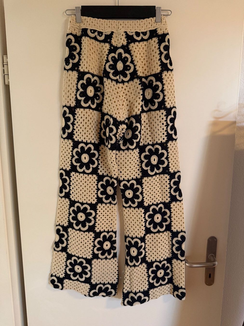 Sandro Pantaloni: Sandro crochet hose, 34 – Usato da Zürich venduto da kuz_mnn9 1