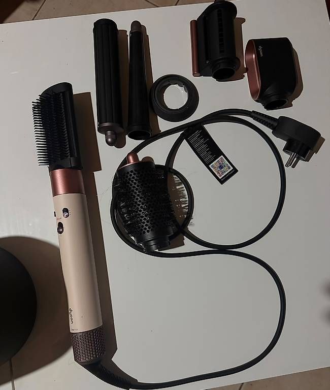 Dyson Sèche-cheveux: Dyson AirWrap I.d Rosa – D'occasion à Rancate par sir_w2kt