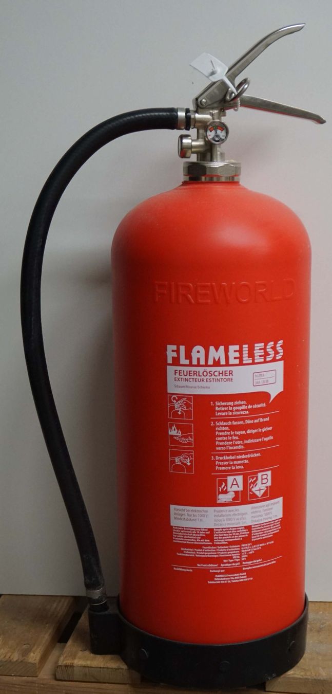 Estintori: Feuerlöscher – Nuovo (secondo la descrizione) da Eggersriet venduto da Matob