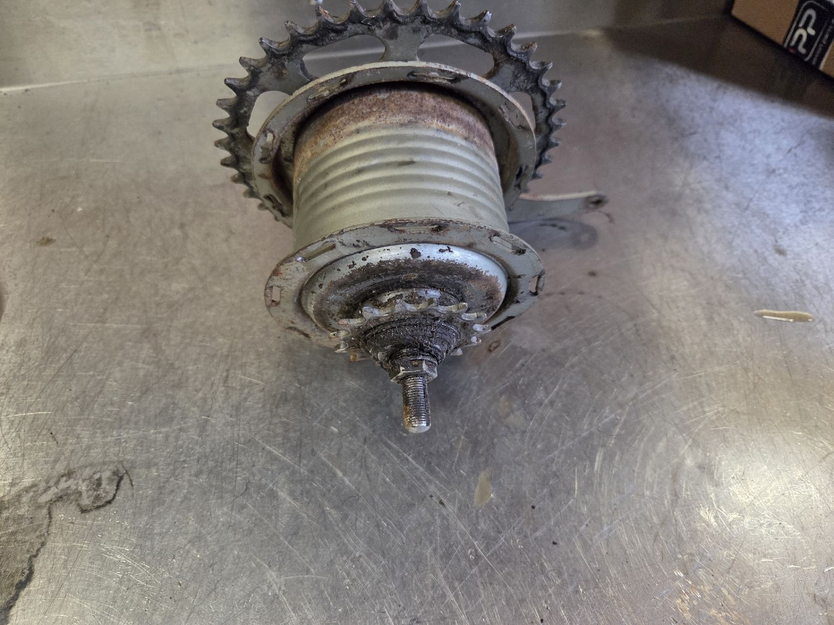 Sachs Parti ricambio per ciclomotori: Puch Sachs Rücktritt Radnabe – Usato da Eichberg venduto da Schmid-Motos 2