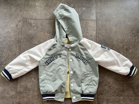 Dünne Jacke Gr. 86