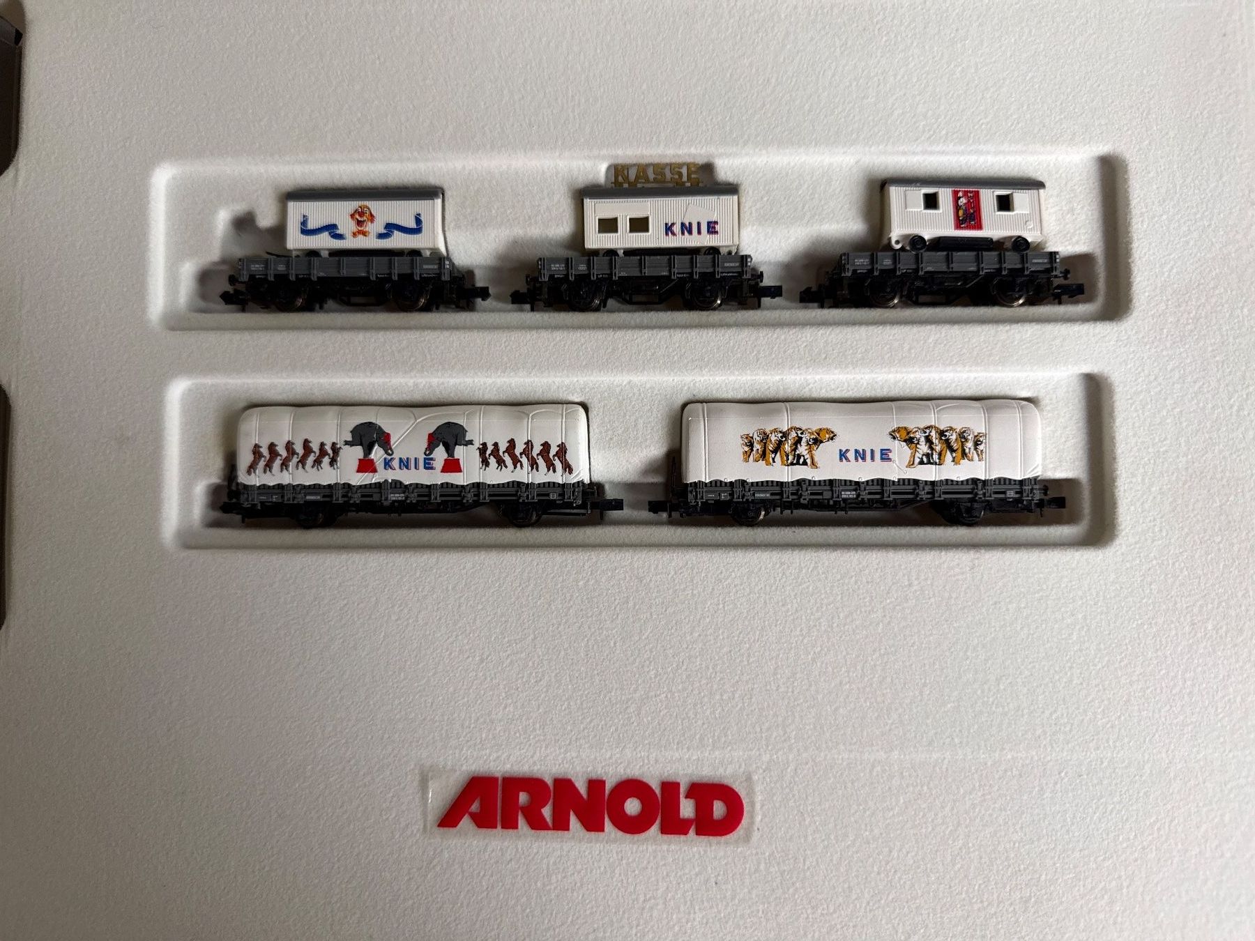 Arnold Modellini di ferrovie: Arnold N - Circuswagen KNIE – Usato da Rümlang venduto da Dattel 1